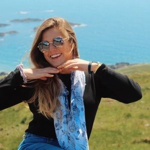 Meet your Posher, Jennifer